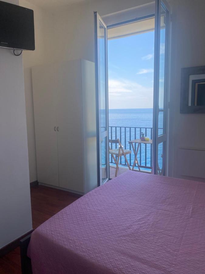 Sollevante Guest House Riomaggiore Luaran gambar