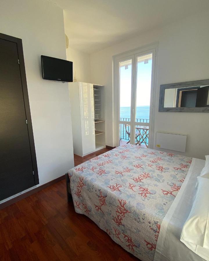 Sollevante Guest House Riomaggiore Luaran gambar