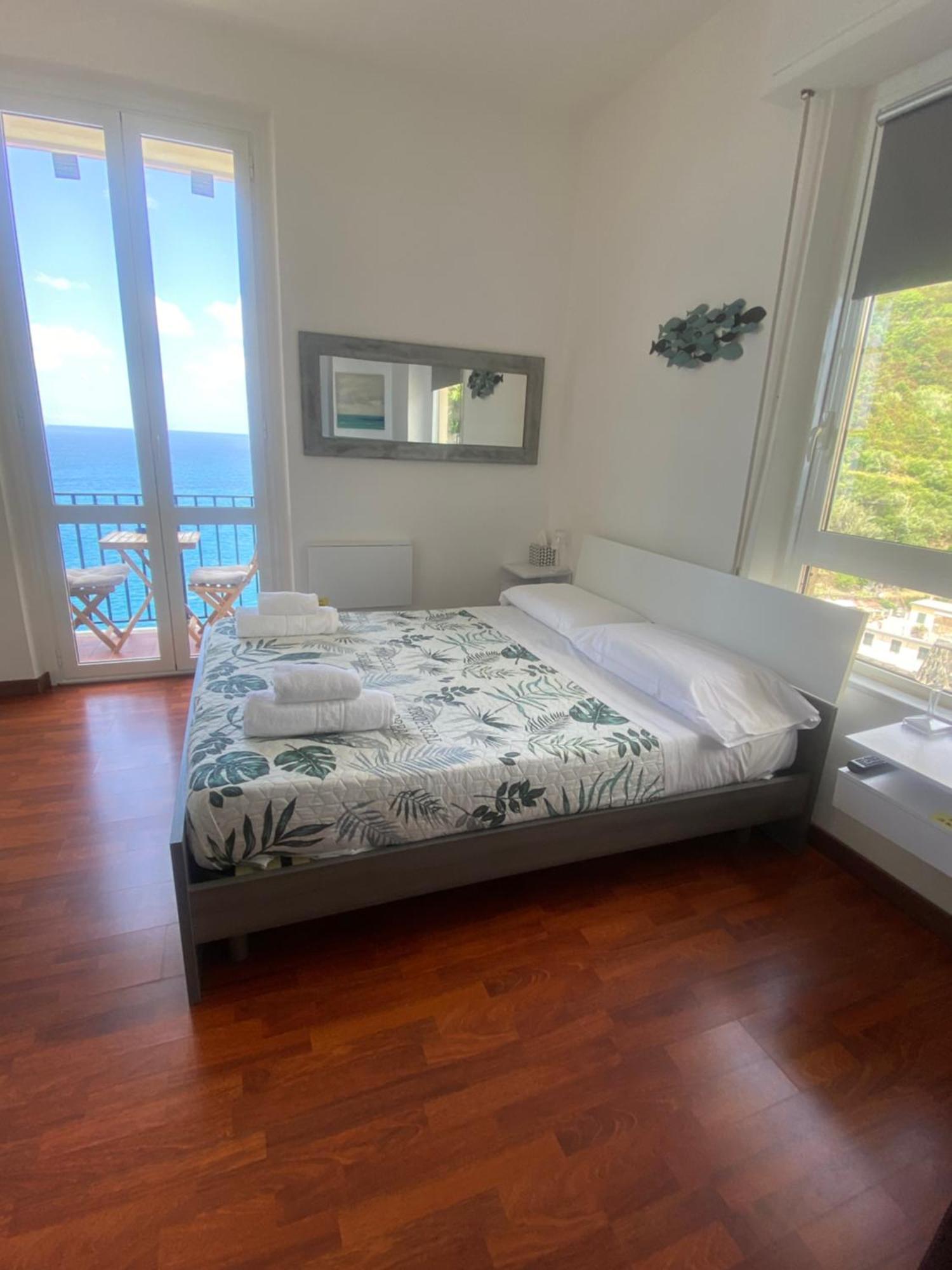 Sollevante Guest House Riomaggiore Luaran gambar