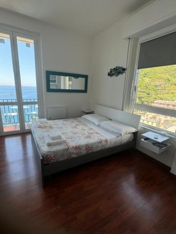 Sollevante Guest House Riomaggiore Luaran gambar