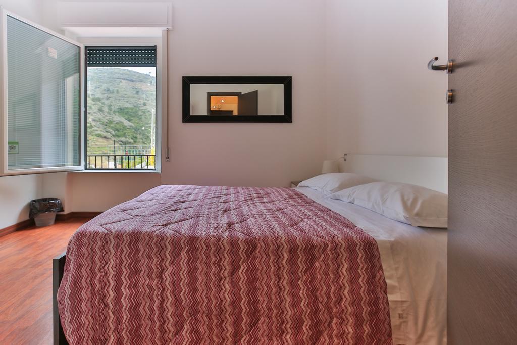 Sollevante Guest House Riomaggiore Luaran gambar